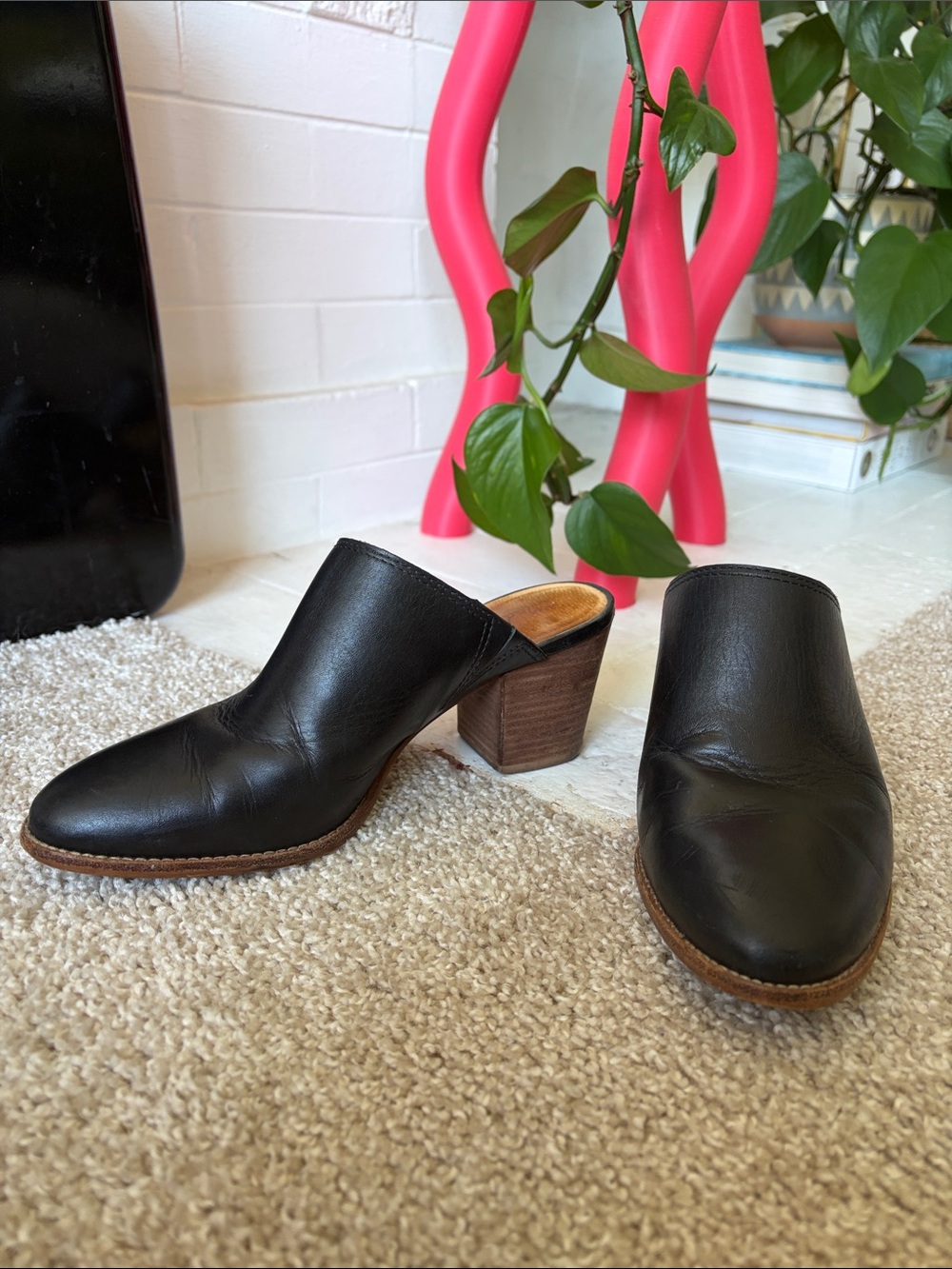 Madewell black leather Harper mules size 8